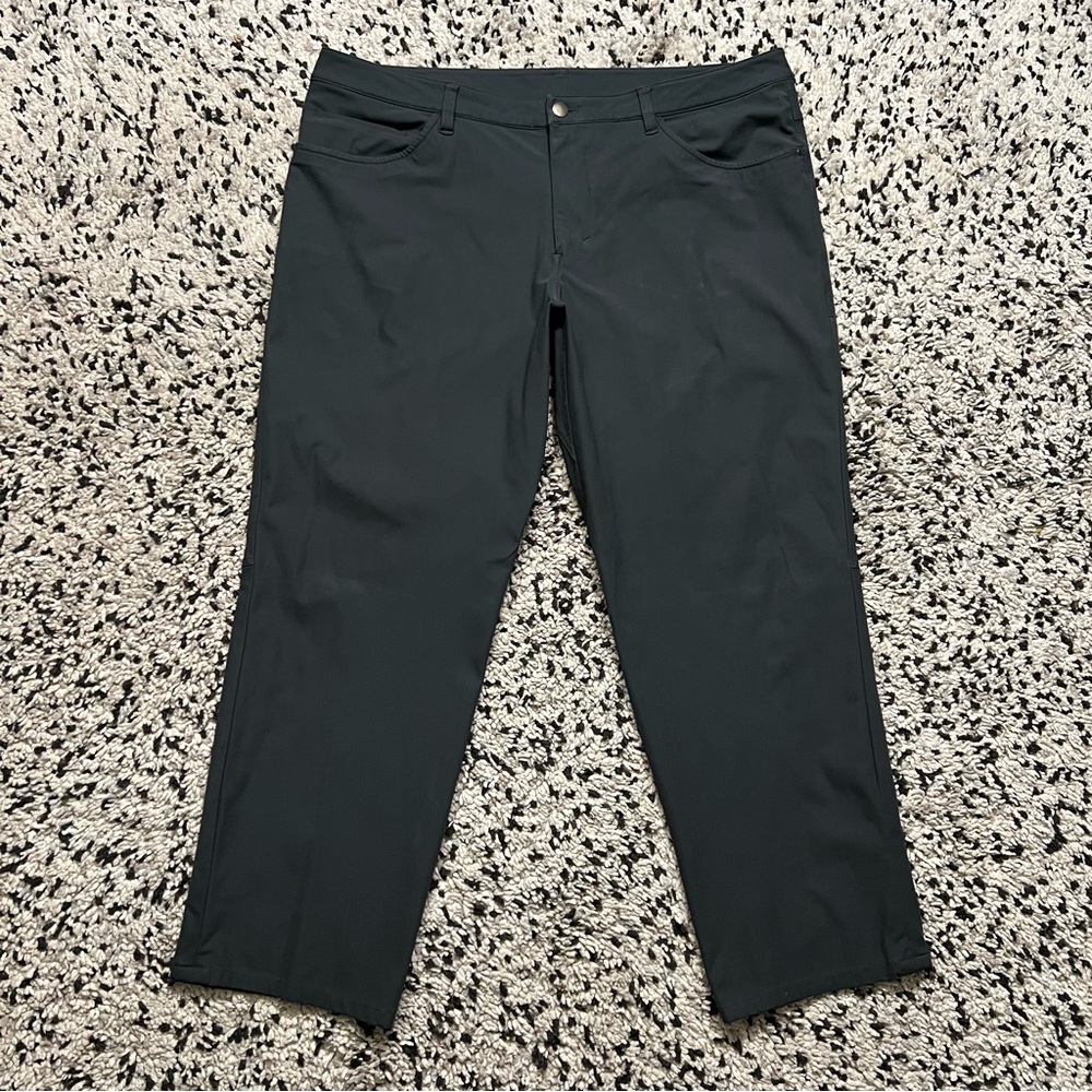 Lululemon ABC Classic Fit 5 Pocket Pants Grey LM5426SA Men’s 36 x 26.5”
